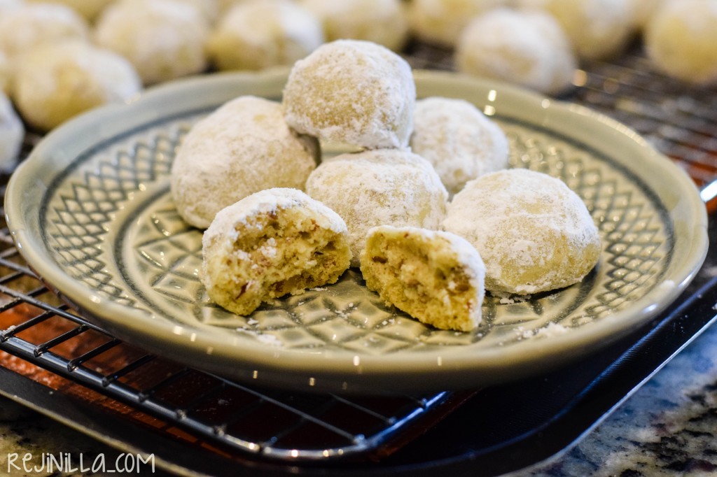 mexican wedding cookies-13